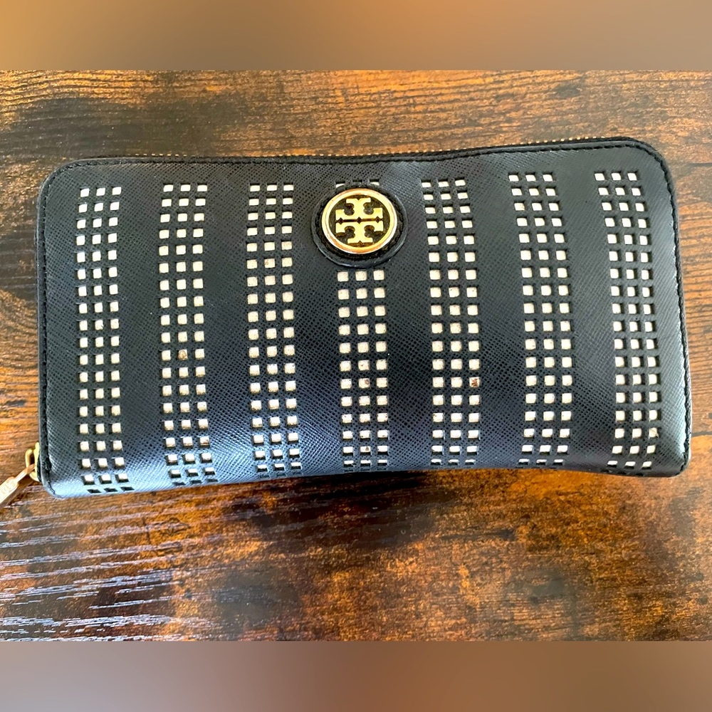 Tory Burch Robinson Wallet